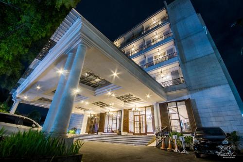 Фотография гостиницы Royal Hotel Bogor