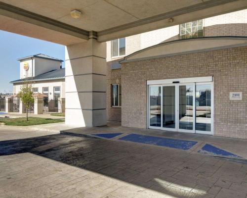 Фотография гостиницы Comfort Inn & Suites Amarillo