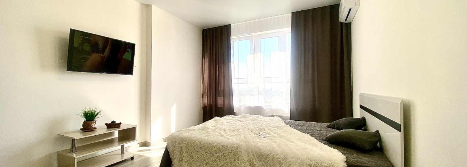 Фотография квартиры Новая видовая 2к квартира на 8 гостей 