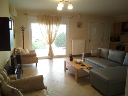 Фотография гостевого дома ALIVERI FLAT WITH SEA VIEW