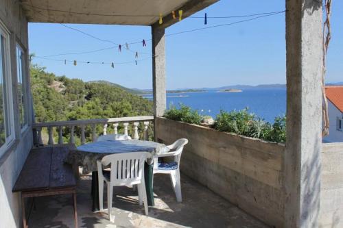 Фотография гостевого дома Apartments with a parking space Sali, Dugi otok - 8181