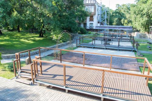 Фотография гостиницы Загородный клуб Нефтяник