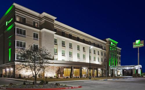 Фотография гостиницы Holiday Inn Hotel & Suites Waco Northwest, an IHG Hotel
