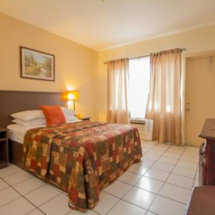 Фотография гостиницы Parkway Inn