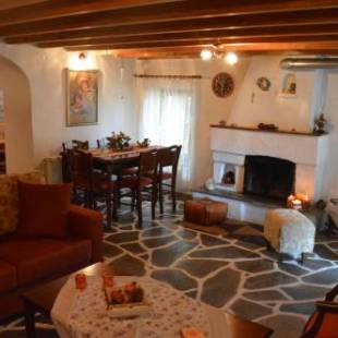 Фотографии гостевого дома 
            Cosy lake house, μια ανάσα πριν τη λίμνη