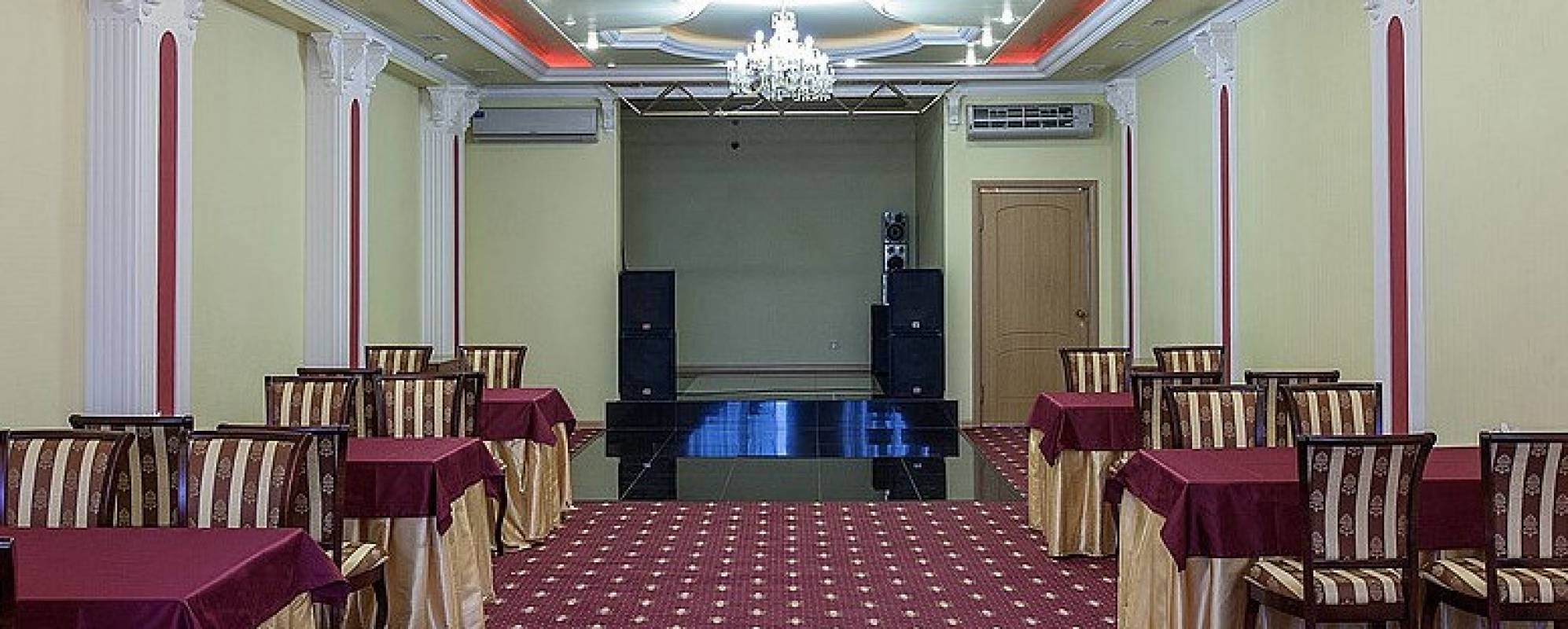 Фотографии банкетного зала Семь-40