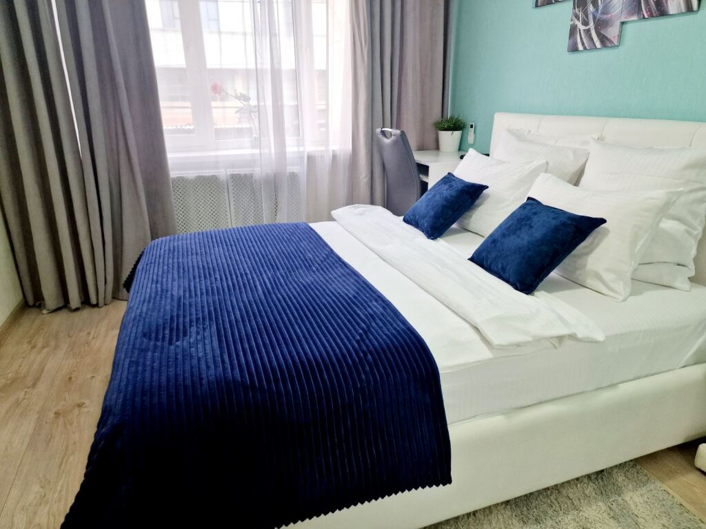 Фотография квартиры Апартаменты Двухкомнатные Центр, у площади Победы,Черняховского 12А,Колибри#12А