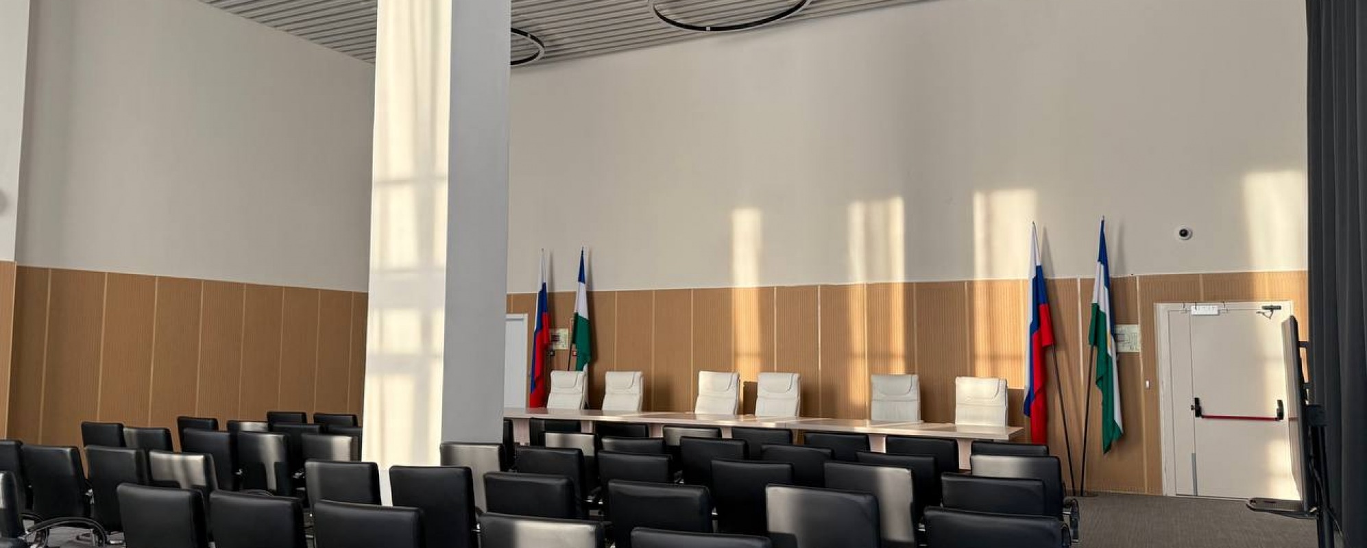 Фотографии конференц-зала ГАУ ЦСП РБ Дворец борьбы