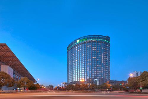 Фотография гостиницы Holiday Inn Express Hangzhou Gongshu, an IHG Hotel