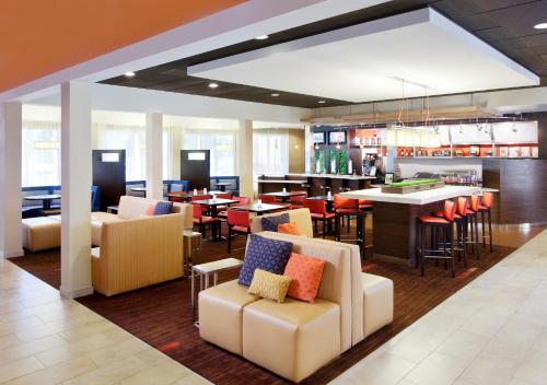 Фотография гостиницы Courtyard Sacramento Airport Natomas