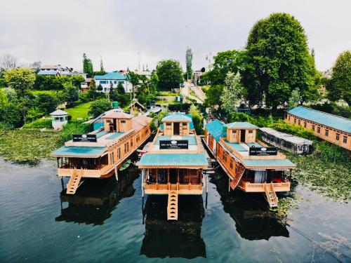 Фотография гостиницы New Jacquline Heritage Houseboats