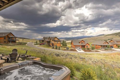 Фотографии гостевого дома 
            Granby Home with Mtn Views and Hot Tub with Amenity Access