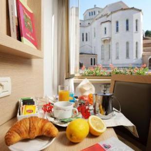 Фотографии гостиницы
Hotel Delle Rose