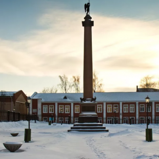Фотография памятника Михайловская колонна