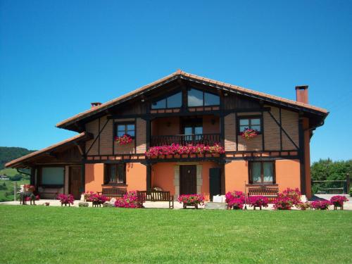 Фотография мини отеля Kanpoeder - Adults Only