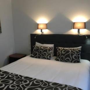 Фотографии гостиницы
Hôtel du Moulin