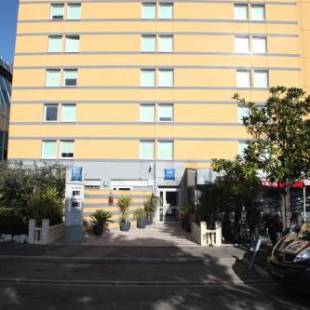 Фотографии гостиницы 
            Hotel Ibis Budget Nice Palais Nikaia