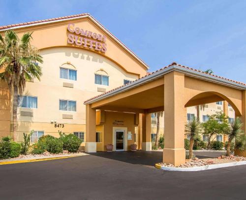 Фотография гостиницы Comfort Suites Peoria Sports Complex