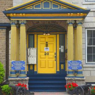 Фотографии мини отеля
The Noble Suites