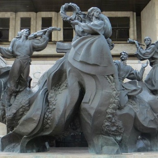 Фотография памятника Памятник Музыка Н. Лысенко