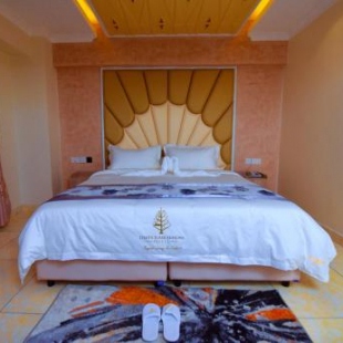 Фотография гостиницы Deuts Four Seasons Hotel