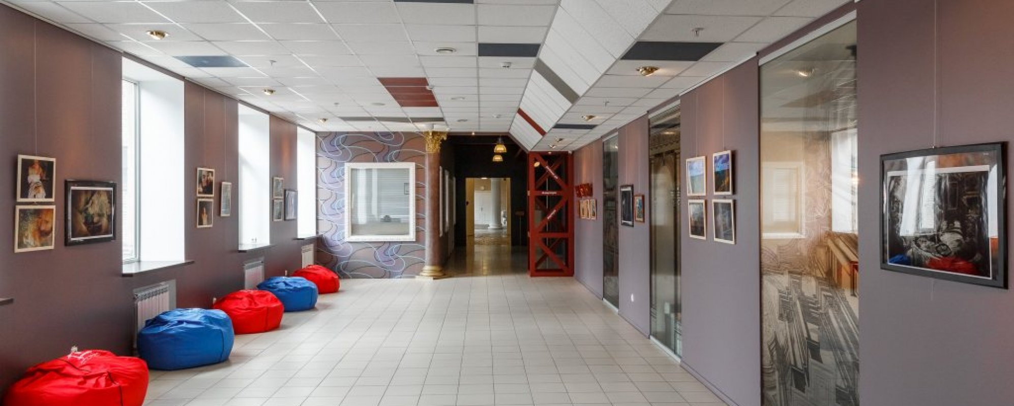 Фотографии конференц-зала Музей современного искусства Артмуза Зал Design Club