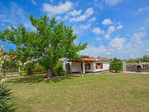 Фотография гостевого дома Holiday Home Ledi