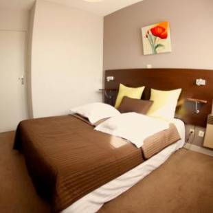 Фотографии апарт отеля
Appart'hotel Les Palatines