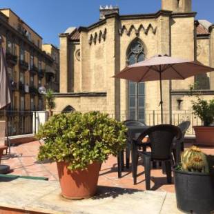 Фотографии мини отеля
B&B La Storia Di Napoli