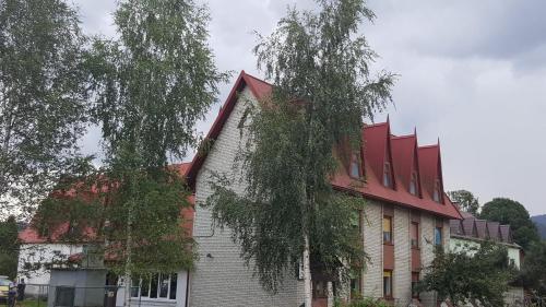 Фотографии базы отдыха
Тростян