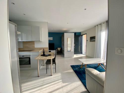 Фотографии апарт отеля
FLAMANTS ROSES 4 Accesible PMR