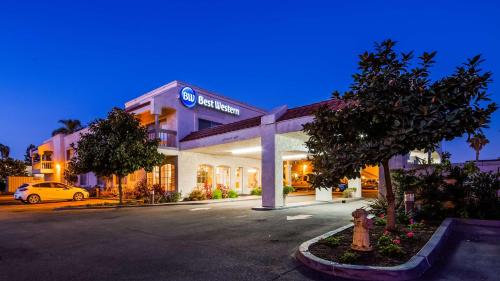 Фотография гостиницы SureStay Hotel by Best Western Camarillo