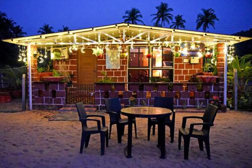 Фотография гостевого дома Turtle Beach Hut