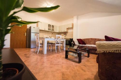 Фотографии базы отдыха
Village experience - Skadar lake