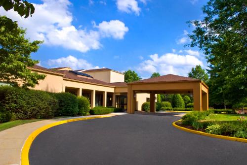 Фотография гостиницы Courtyard by Marriott Boston Andover