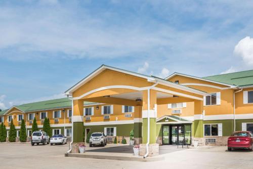 Фотография гостиницы Super 8 by Wyndham Bedford