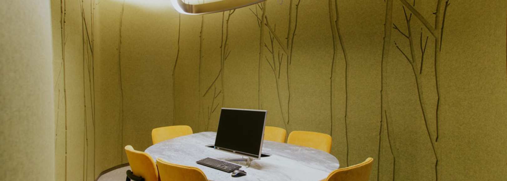 Фотография комнаты для переговоров Мануал