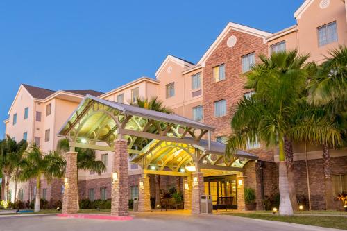 Фотография гостиницы Staybridge Suites McAllen, an IHG Hotel