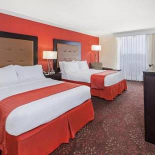 Фотографии гостиницы 
            Holiday Inn Tyler - Conference Center, an IHG Hotel
