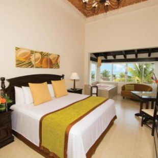 Фотография гостиницы Hidden Beach Resort Au Naturel, Gourmet All Inclusive by Karisma