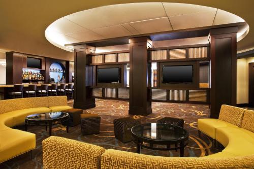 Фотография гостиницы DoubleTree by Hilton Silver Spring Washington DC North