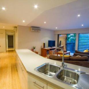 Фотографии апарт отеля
Loka Santi