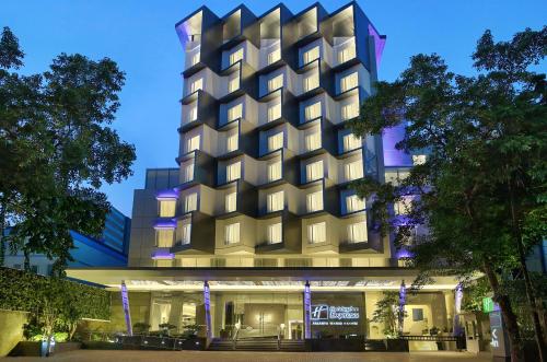 Фотография гостиницы Holiday Inn Express Jakarta Wahid Hasyim, an IHG Hotel