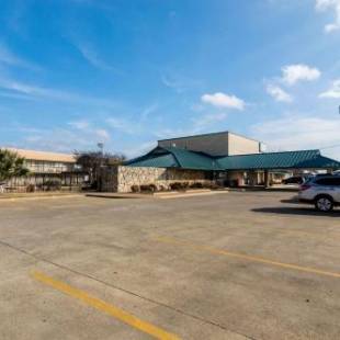 Фотографии гостиницы
Rodeway Inn Arlington