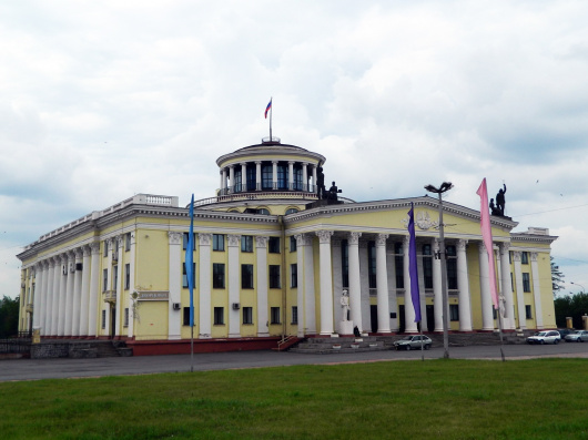 Фотографии домов культуры
Центр культуры и искусства НТМК