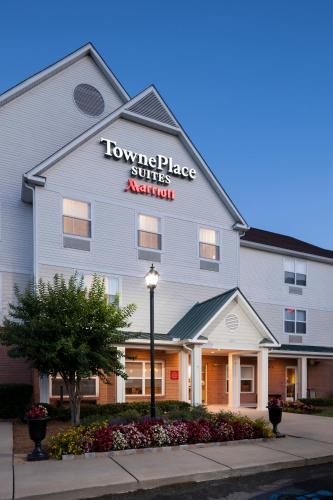 Фотография гостиницы TownePlace Suites Columbus