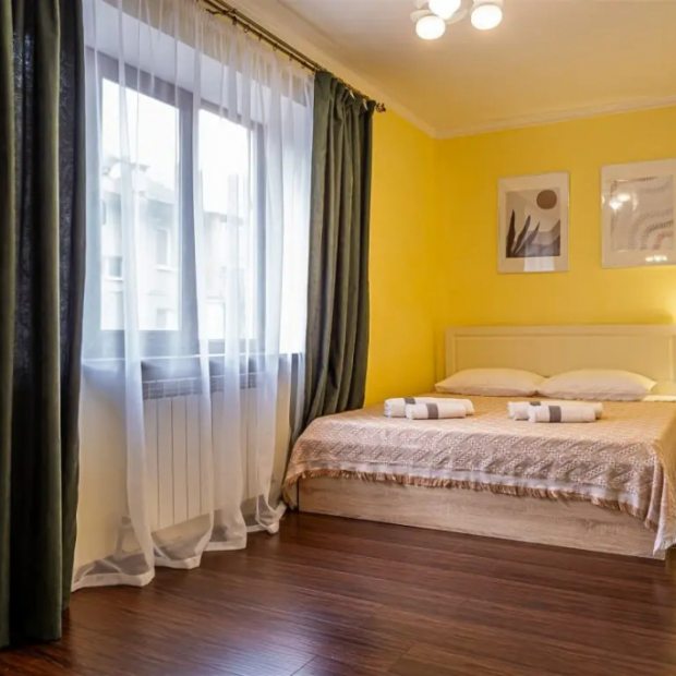 Фотографии квартиры 
            Апартаменты с Балконом и Видом на Город в Тырнаузе от Квартирукинг