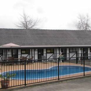 Фотографии мотеля
Devonwood Motel