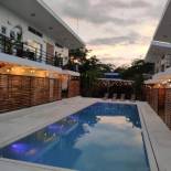 Фотография гостиницы In the Shade Hotel - Coworking - 300Mbit - Adults Only