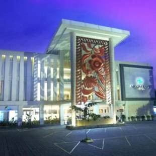 Фотографии гостиницы 
            Megaland Hotel Solo